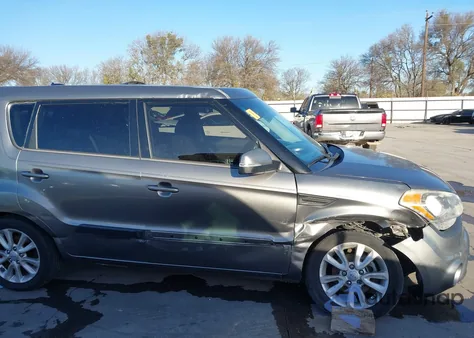 2012 Kia Soul + из США, поврежденный, VIN KNDJT2A60C7437437